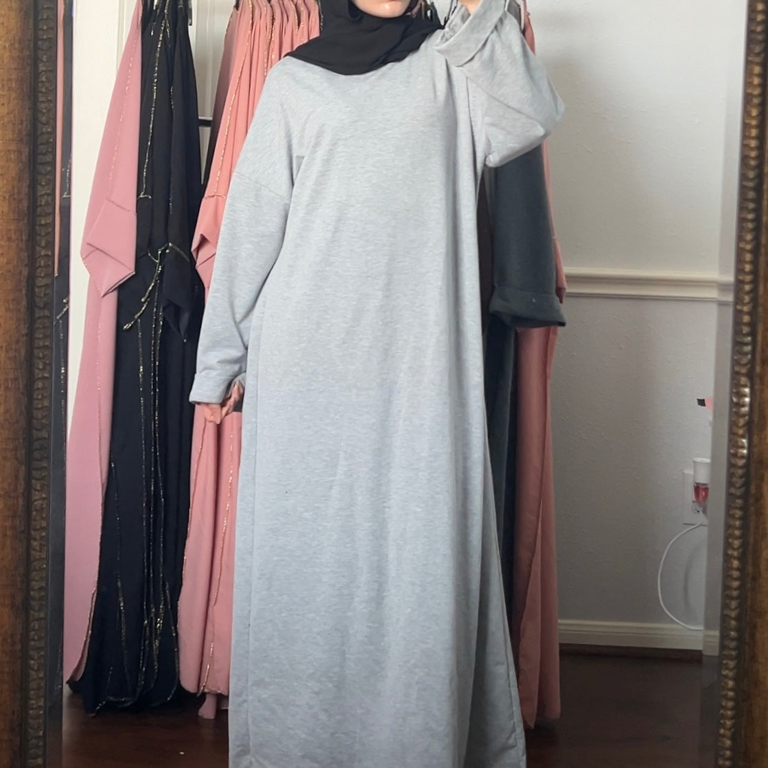 Raha Crewneck Abaya